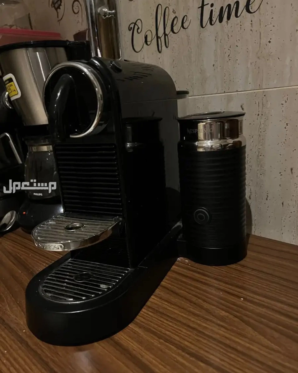مكينة nespresso مع صانعه حليب مخفوق ب 500 ريال فقط  في مكة المكرمة