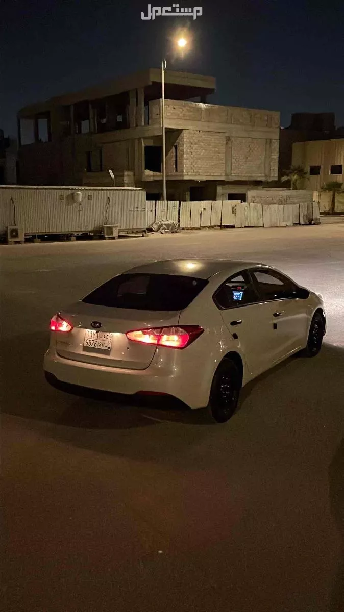 كيا سيراتو 2016 نظيفة في الرياض للبيع ب 30 الف