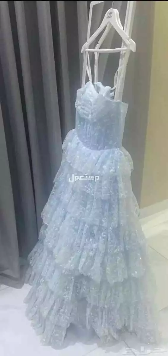 فستان للبيع برناد عالمي  من بوتيك ميم كلوزت