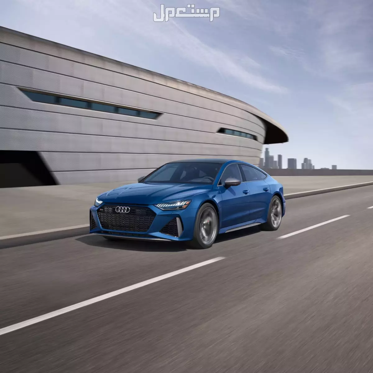 أسطول سيارات لامين يامال.. صور أفخم سيارات نجم برشلونة سيارة أودي RS7