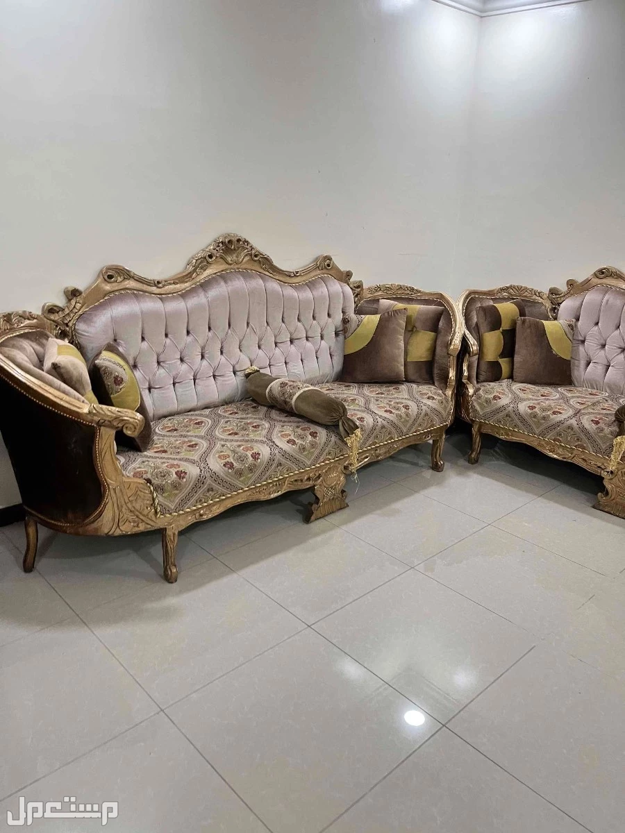 كنب صالة ادمياطي مصري في الدمام بسعر 1650 ريال سعودي