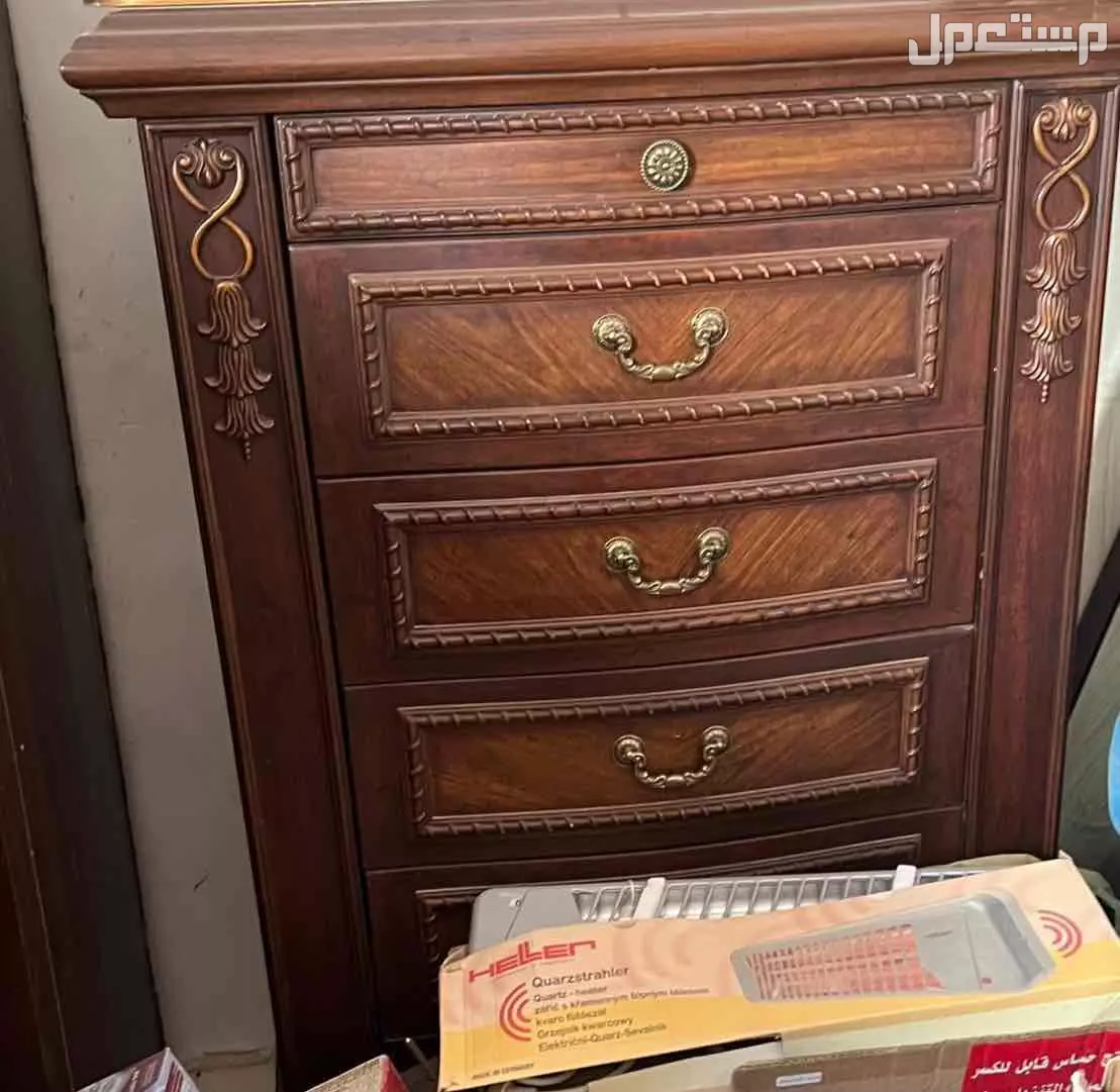 غرفة نوم نفرين للبيع في الرياض
