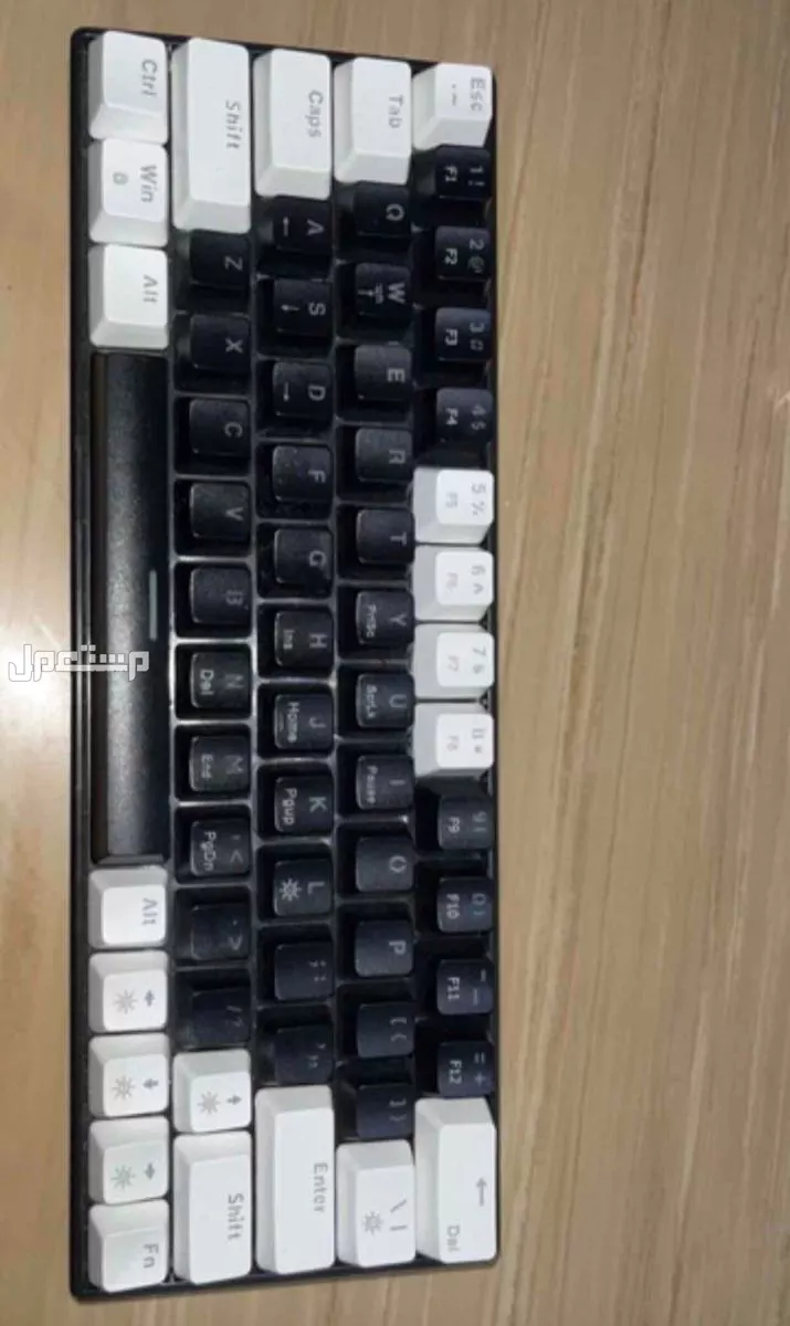 للبيع كيبورد سويتش ازرق مافي فيه ولا شي استخدام اسبوعين كيبورد للبيع السعر 130 غير مقابل للمفاوضات