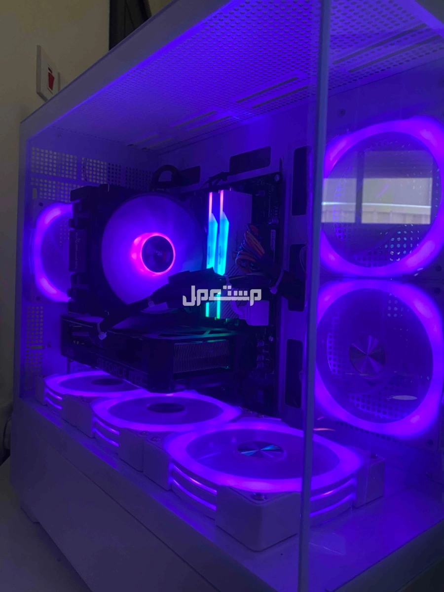 للبيع بي سي العاب Pc قيمنق  بسعر 5200