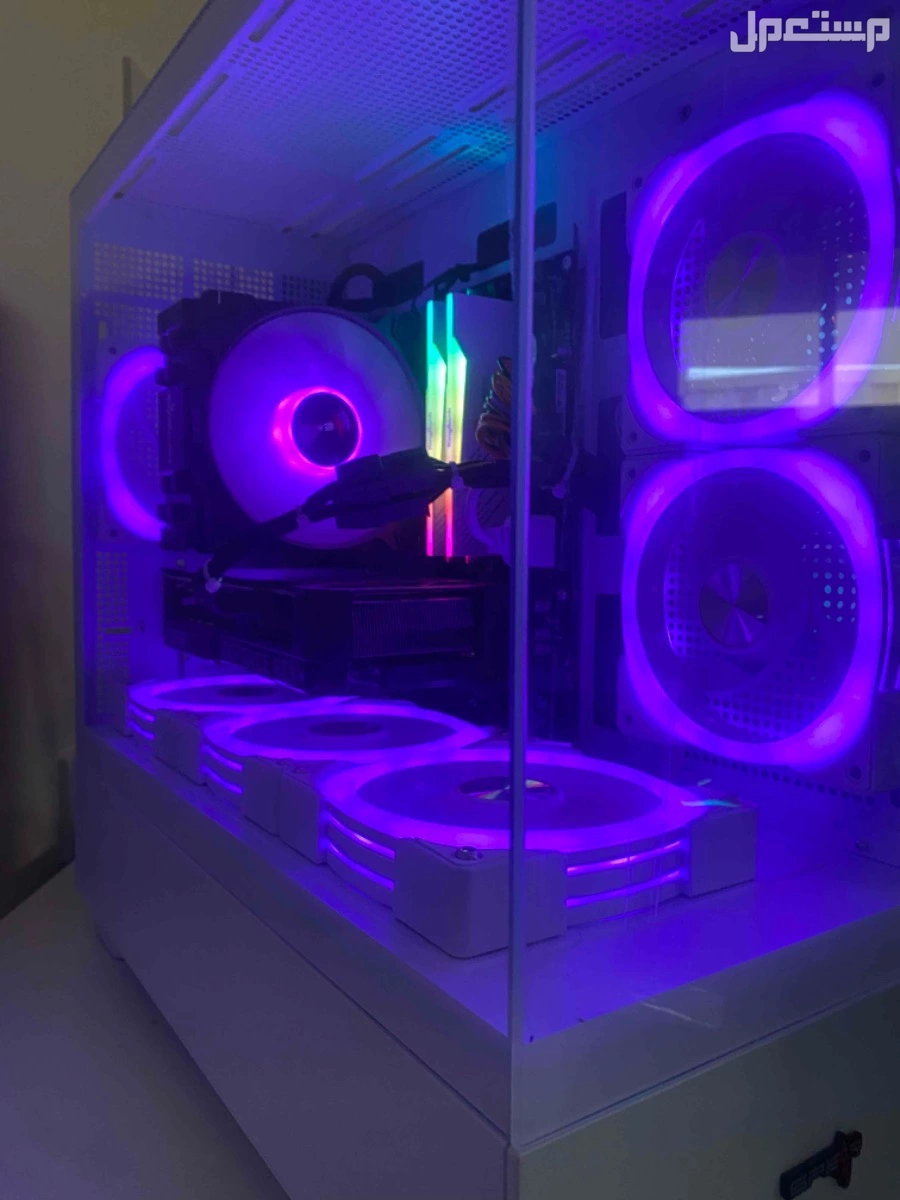 للبيع بي سي العاب Pc قيمنق  بسعر 5200