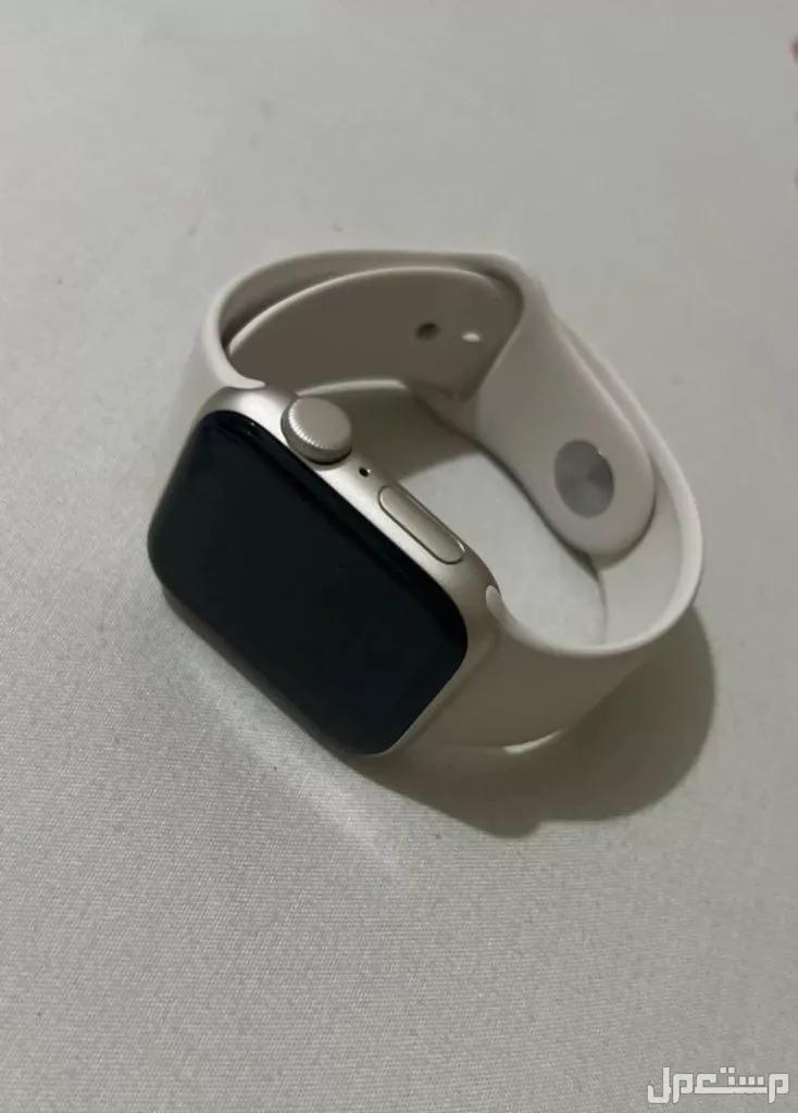 مقارنة أسعار ومميزات ساعات أبل الأصلية في السعودية.. دليل شامل Apple Watch SE 2