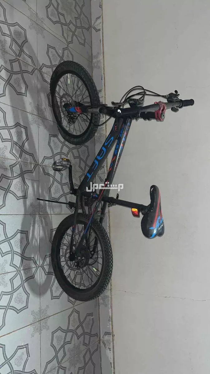للبيع دراجة هوائيه رياضيه في عفيف