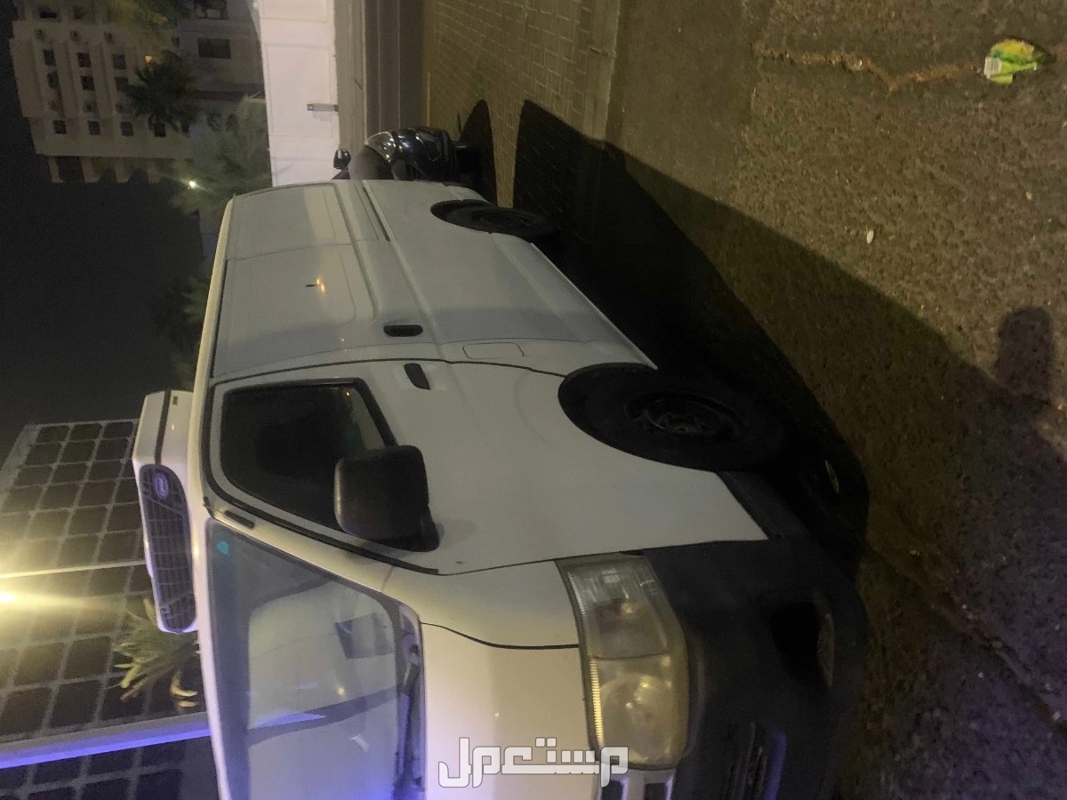 باص بضاعة ثلاجة لتوصيل البضائع مبرد / عادي داخل جدة ومنها إلى الطائف ومكة ومدن المملكة