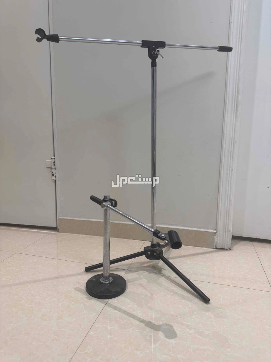 مايكات سماعات ستاندات  في الرياض بسعر 800 ريال سعودي