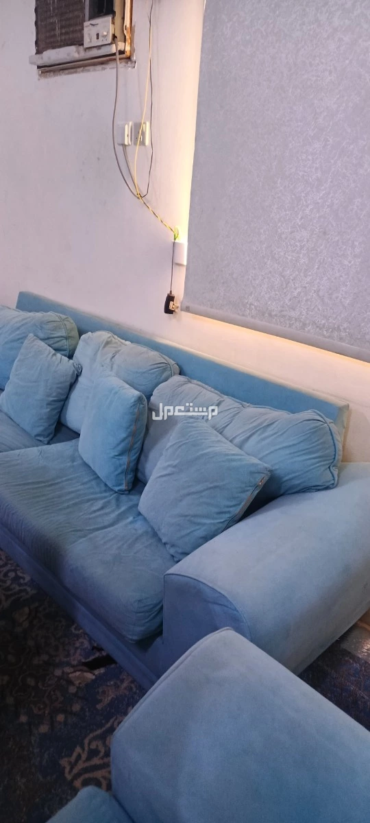 كنب مستعما كبير يسع 10 اشخاص في المدينة المنورة على السوم