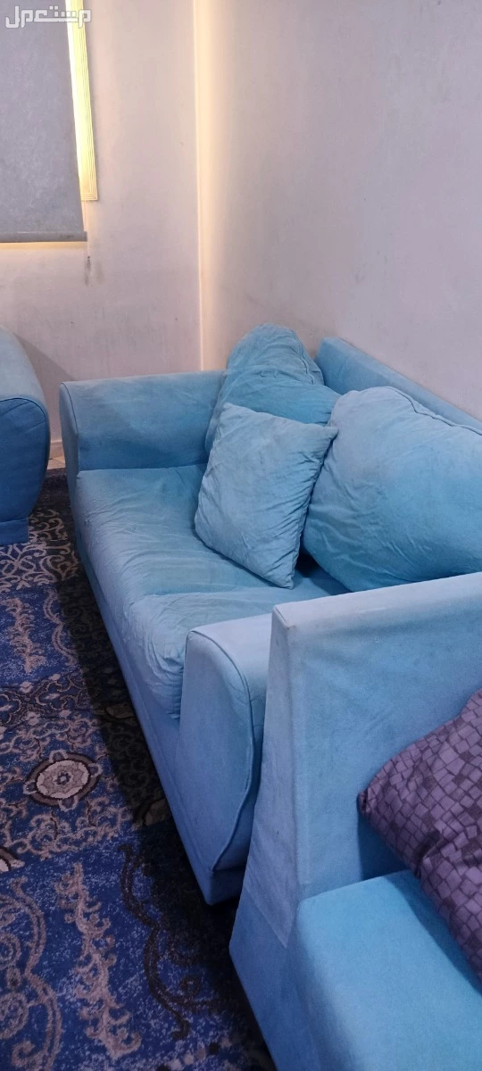 كنب مستعما كبير يسع 10 اشخاص في المدينة المنورة على السوم