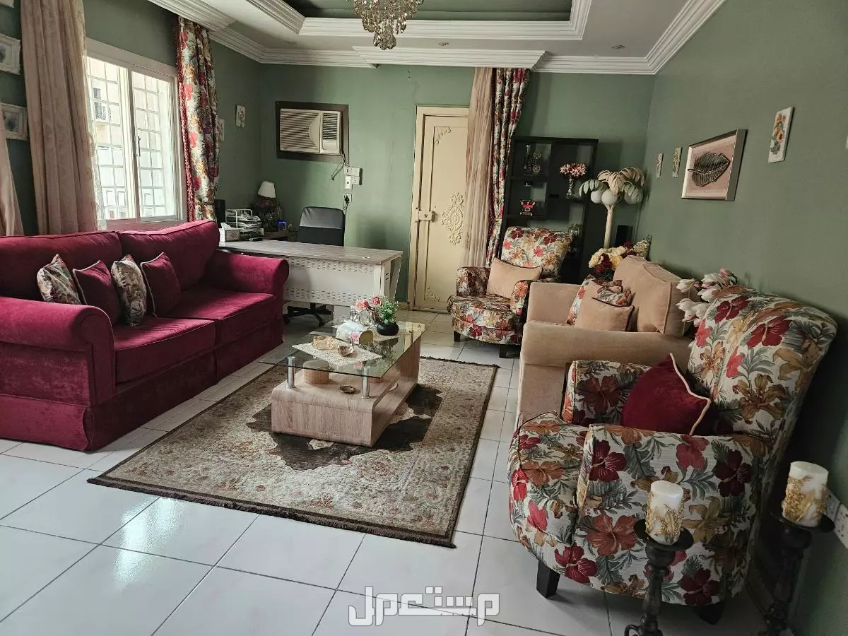 كنب في جدة بسعر 1200 ريال سعودي