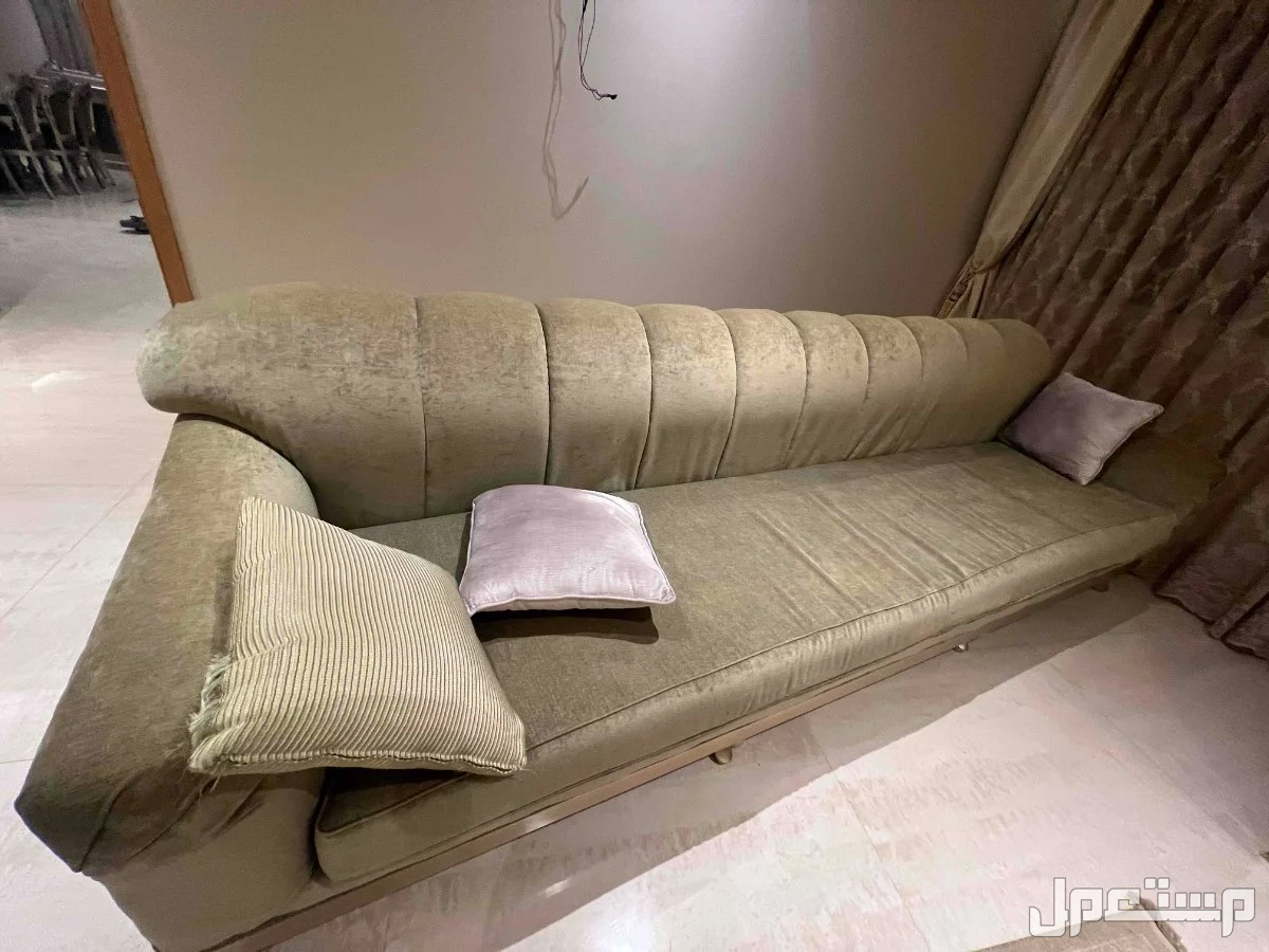 كنبات في الرياض بسعر 1350 للبيع