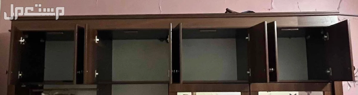 خزانة ملابس اربع ادراج  في جدة بسعر 550 ريال سعودي