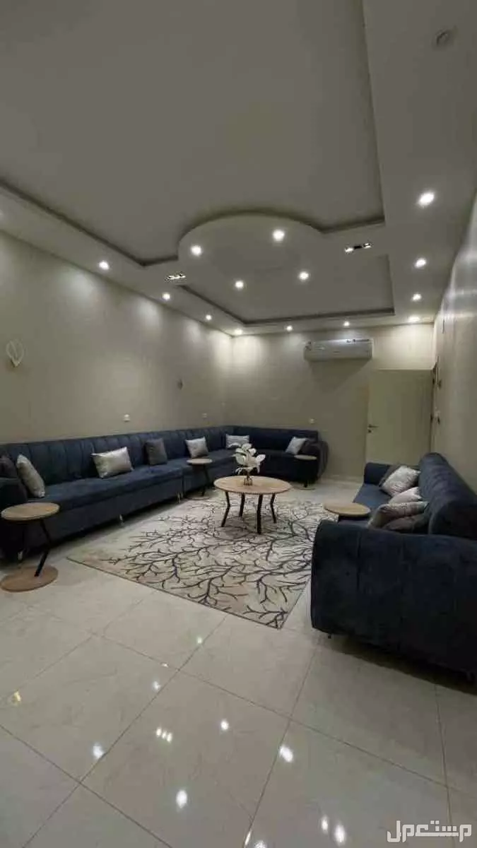 للبيع كنب صالة 4 قطع جديده بسعر