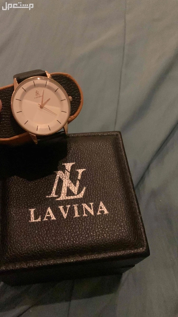 ساعه للبيع ماركه الساعه جديده مالها معي اسبوع  في الرياض بسعر 35 ريال سعودي