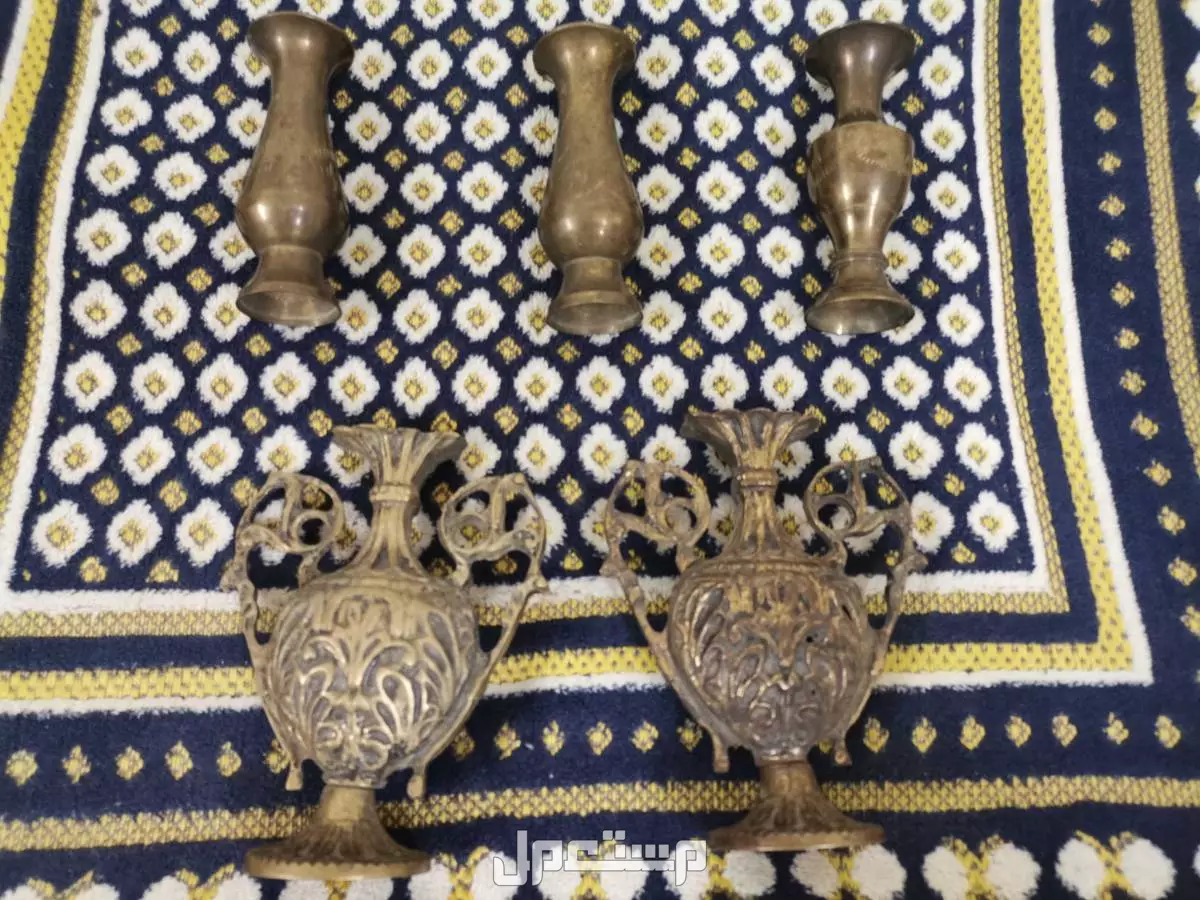 نحاسيات قديمة للبيع في مكة المكرمة