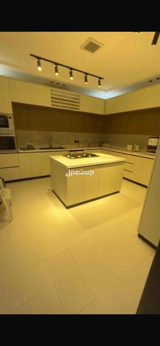 لبيع دور مؤثث جديد البيت لم يسكن