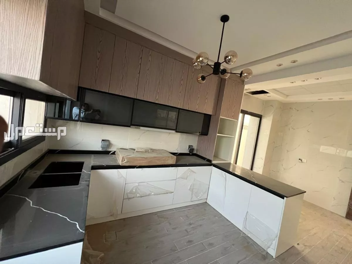 فلة للبيع في الحليو - سيح مديدة بسعر 1750000 درهم إماراتي