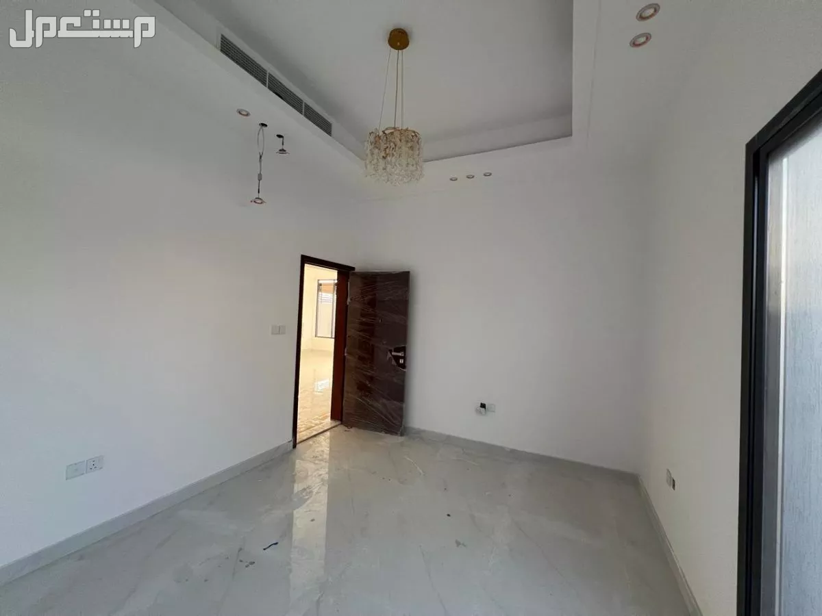 فلة للبيع في الحليو - سيح مديدة بسعر 1750000 درهم إماراتي