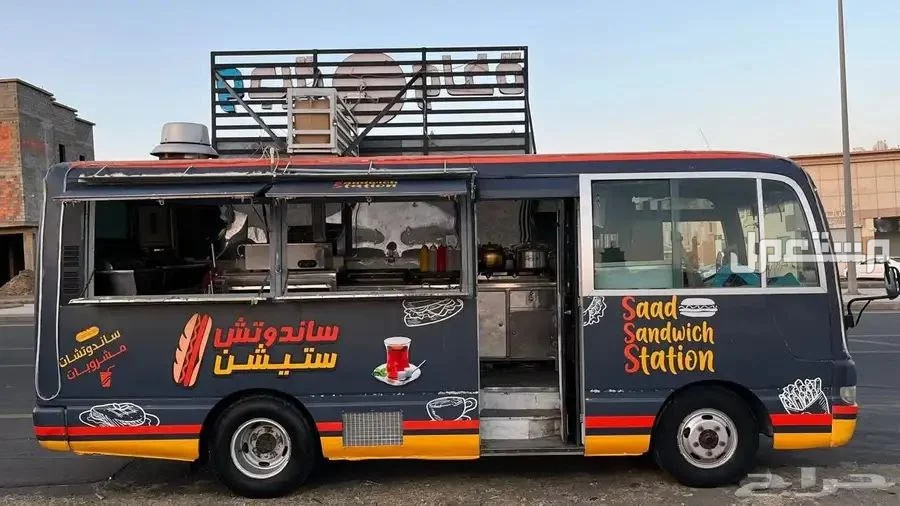 فود ترك ( سيارة متنقلة ) في خميس مشيط بسعر 50 ألف ريال سعودي
