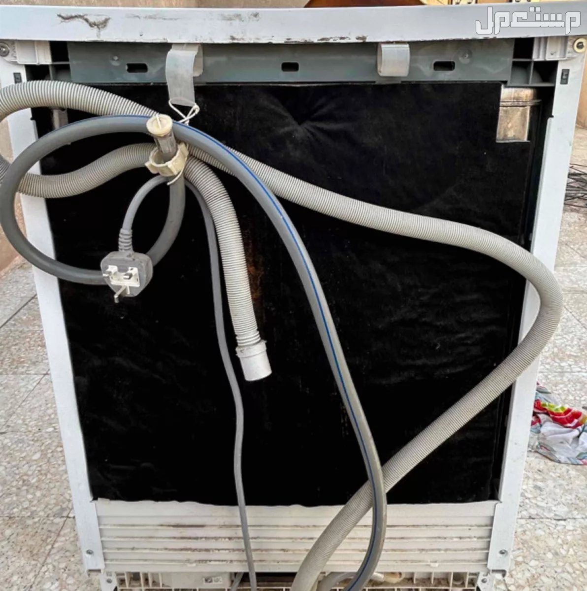 غسالة مواعين ماركة Beko بسعر 400 ريال