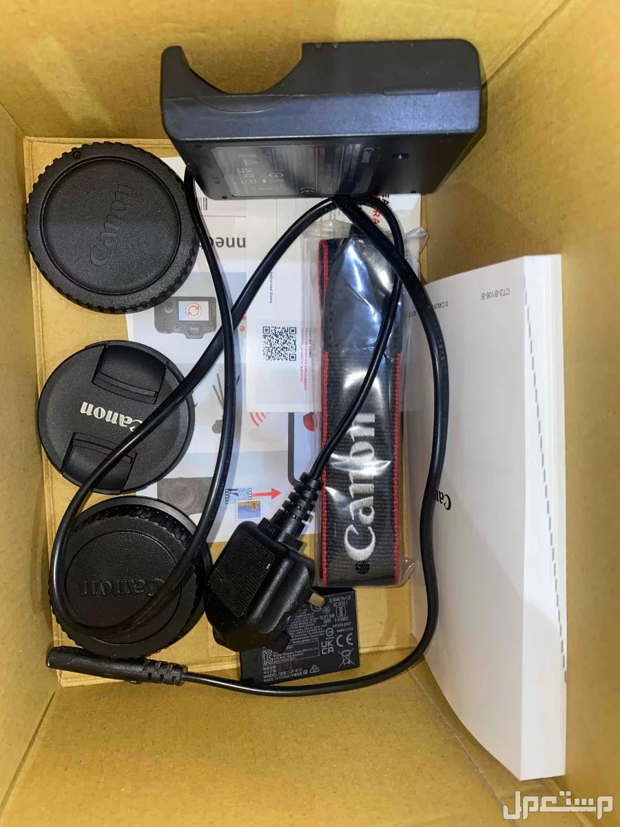 كاميرا كانون Canon EOS 250D Kit (عدسة 18-55mm في الرياض بسعر ألفين ريال سعودي