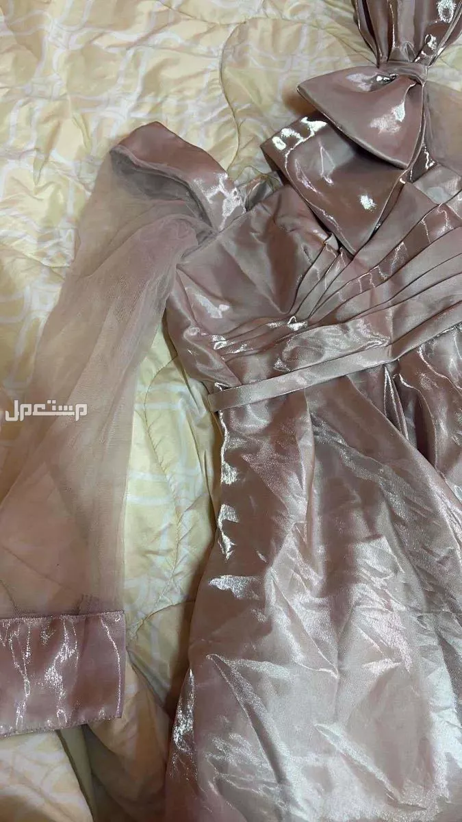 فستان مناسبات للبيع  في الأحساء بسعر 500 ريال سعودي مقاس 3X استخدام مرة واحدة