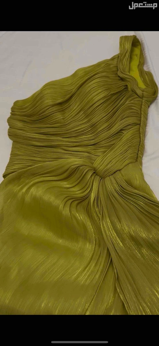 فستان مستعمل في بغداد فخم سعر 200