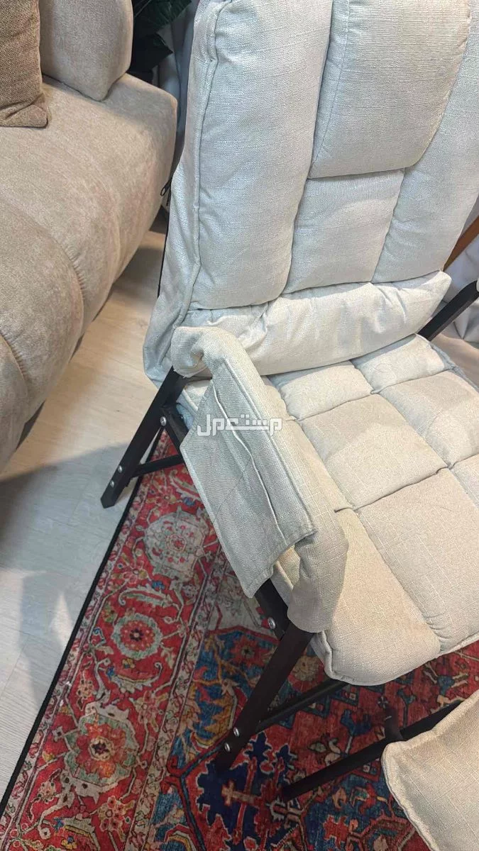 كرسي ليزي مكتبي للبيع نظيف جداً