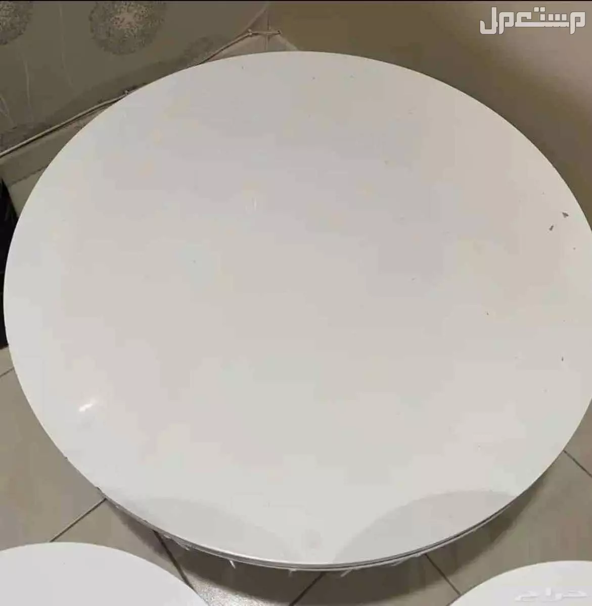 طاولات خدمة للبيع 400 ريال  في الرياض بسعر 400 ريال سعودي
