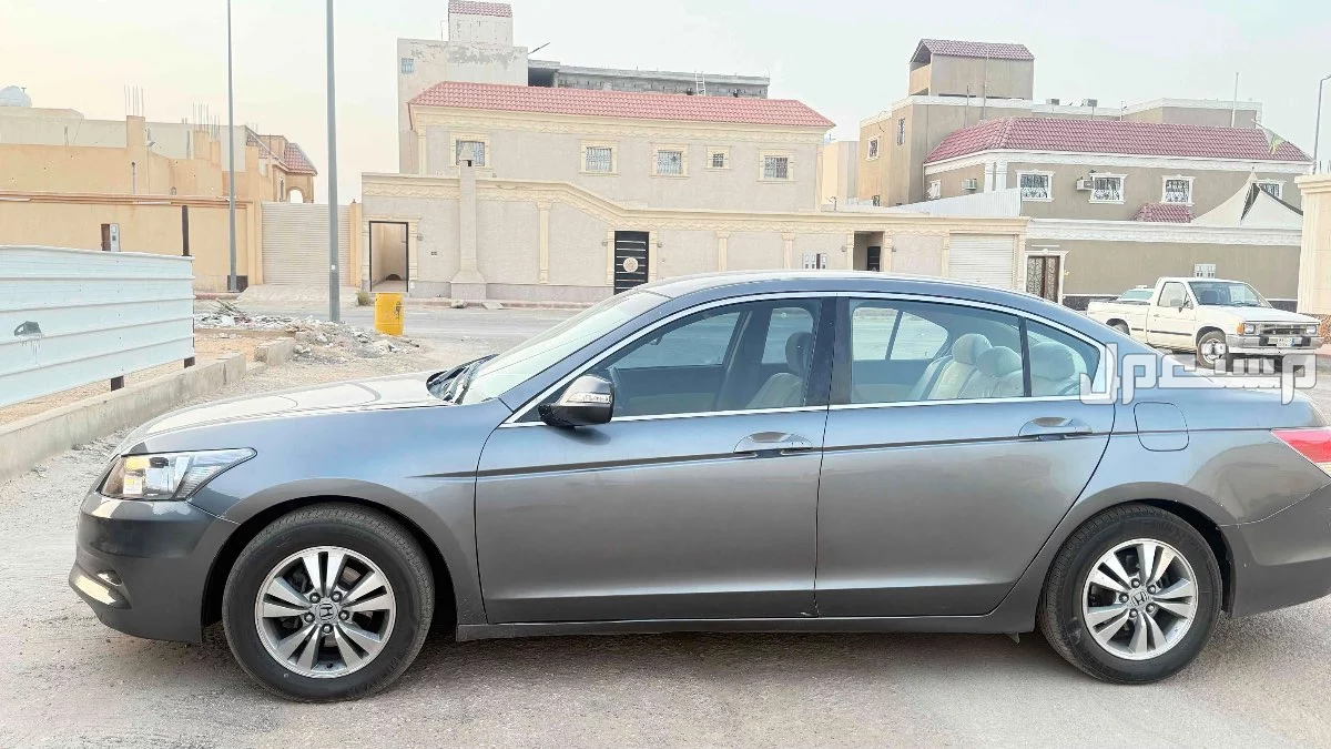 هوندا اكورد 2012 في المزاحمية بسعر 23 ألف ريال سعودي