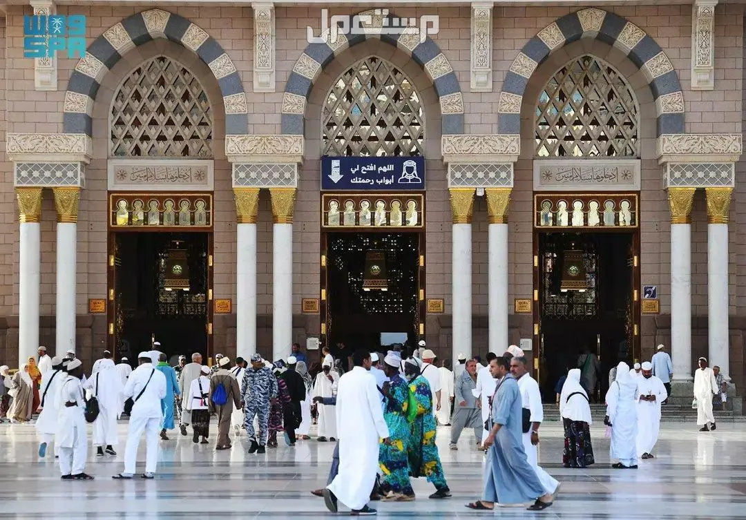 أفضل دعاء عند زيارة قبر الرسول والمسجد النبوي