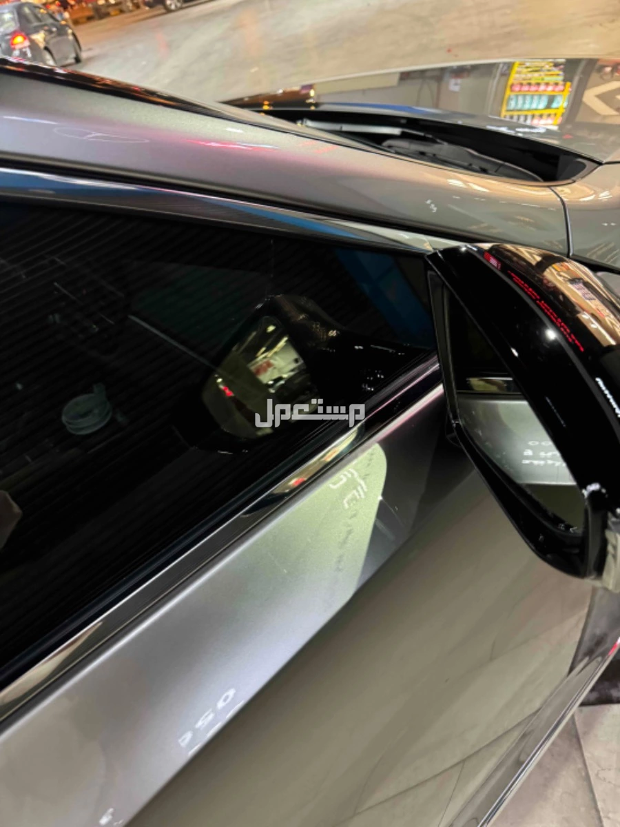 لكزس ES 2022 في الرياض بسعر 200 ألف ريال سعودي