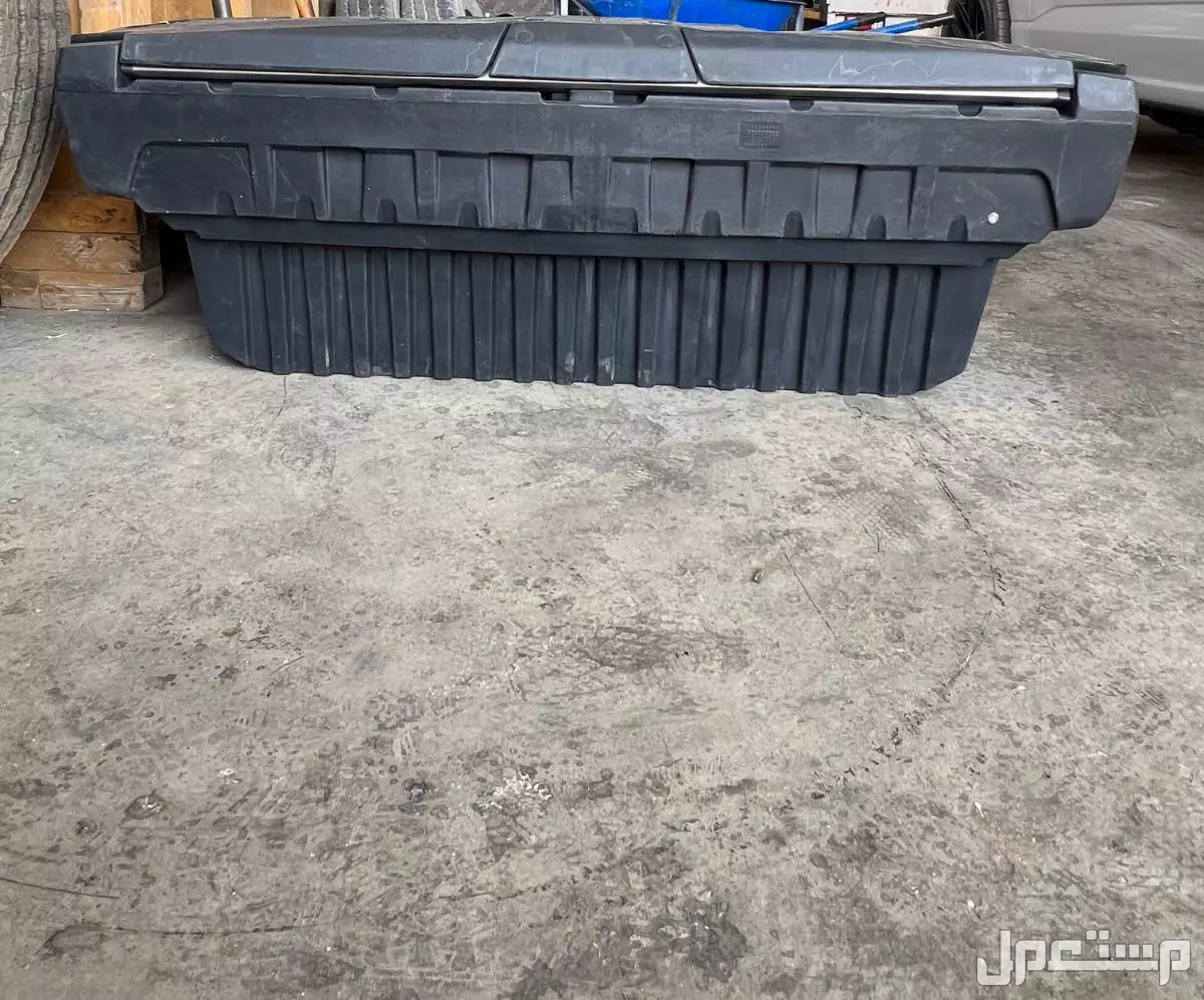 صندوق بوكس فايبر كان راكب على F150 بسعر 1000 ريال