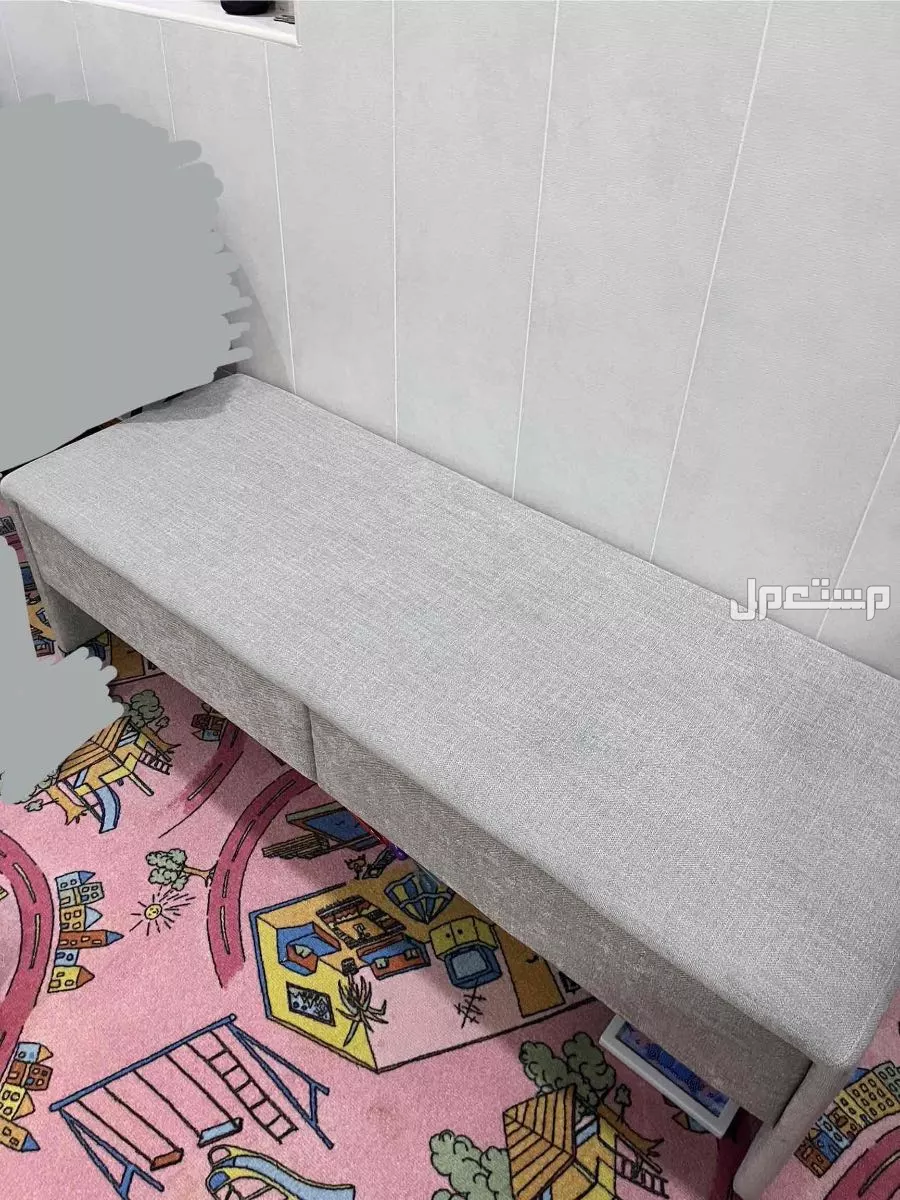 كرسي مودرن بتخزين داخلي – للبيع ب 200﷼