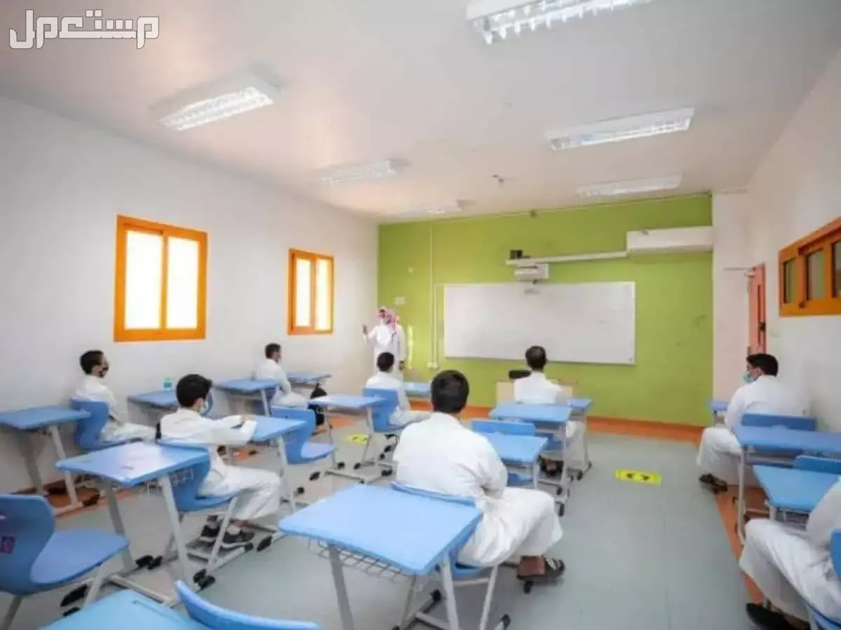 حقيقة العودة إلى نظام الفصلين للعام الدراسي 1447