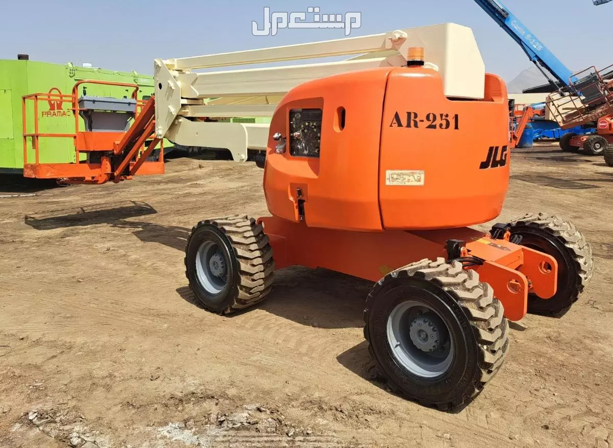 سيزرلفت للايجار مانلفت للايجار رافعة عمال للايجار رافعة شوكيه للايجار في الرياض بسعر 600 ريال سعودي