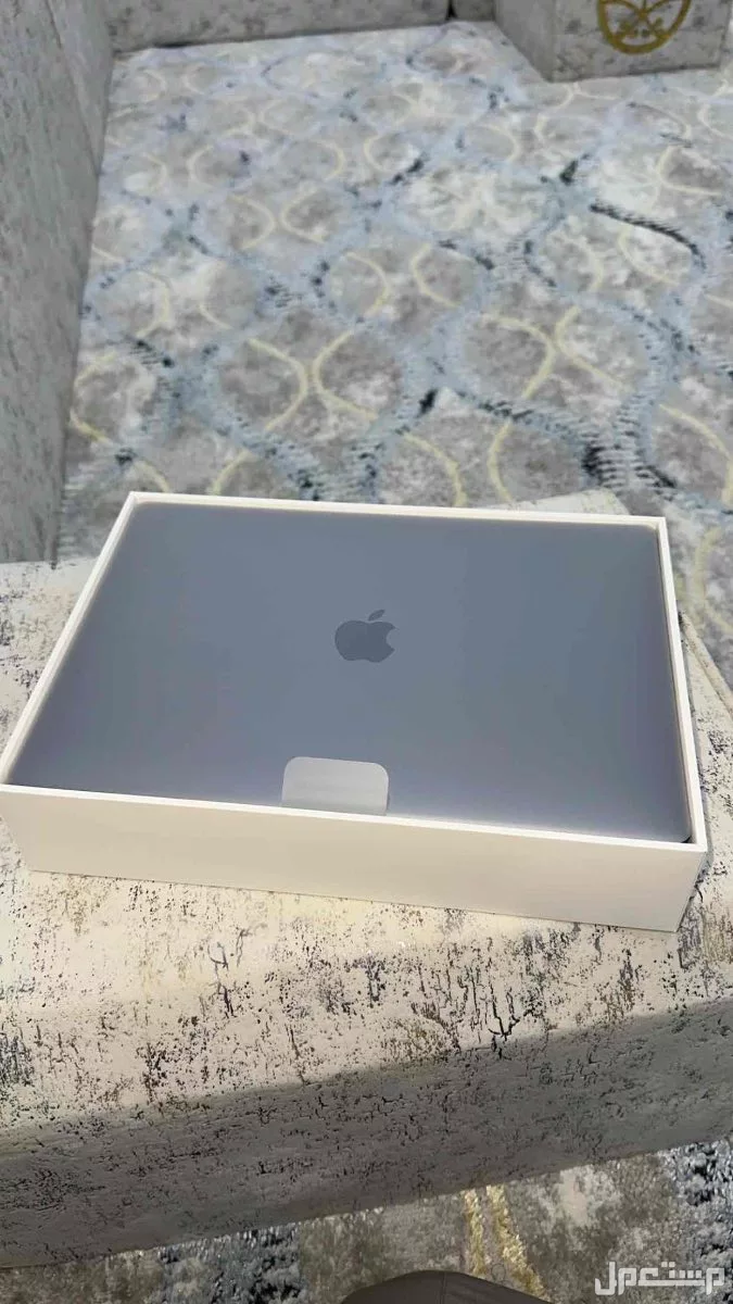 ماك بوك جديد للبيع ستخدام 9 مرات فقط