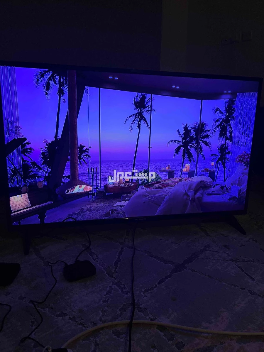 شاشة TELEZONE شبة جديدة 60 بوصة للبيع