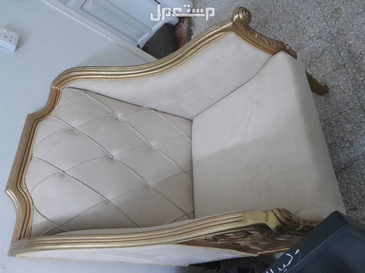 كنب نظيف فى المدينه المنورة بسعر 250 ريال