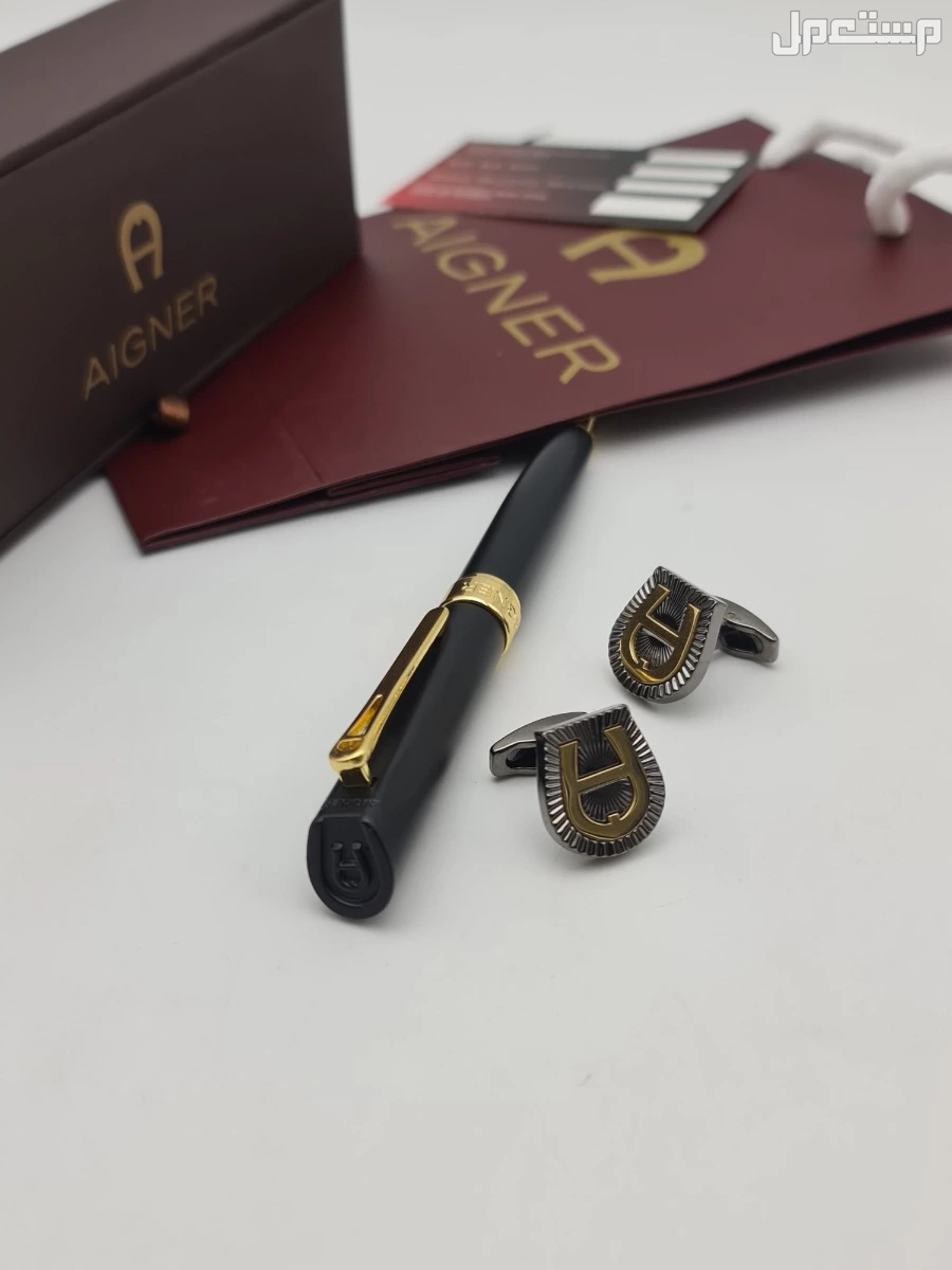 طقم ___رجالي..   جديد من اجنرار..  قلم مع الكبك..  مع جميع ملحقات الماركه..  درجه اولى..    **السعر135ريال..