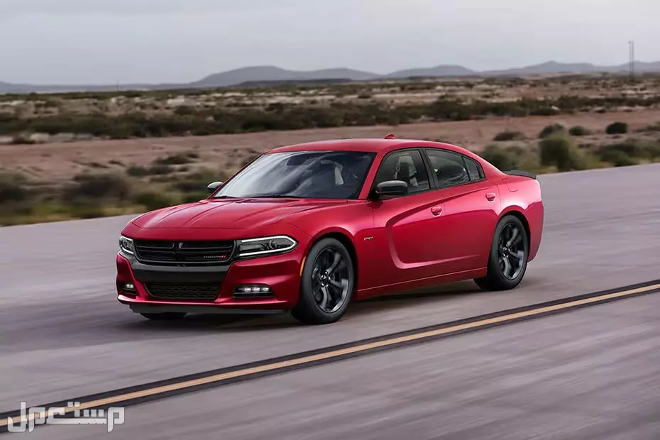 أفضل 5 سيارات سيدان كبيرة الحجم للعائلات مع المميزات والأسعار سيارة SRT Hellcat Redeye