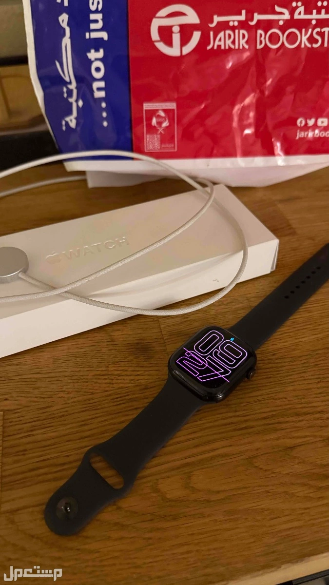 ساعة ابل واتش apple watch الإصدار العاشر مقاس 46 ملم شبه جديدة