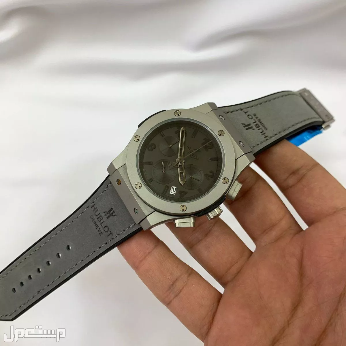 ساعات رجالي ماركه هوبلوت ماستر كوالتي لطلب وتساب
0558054211
