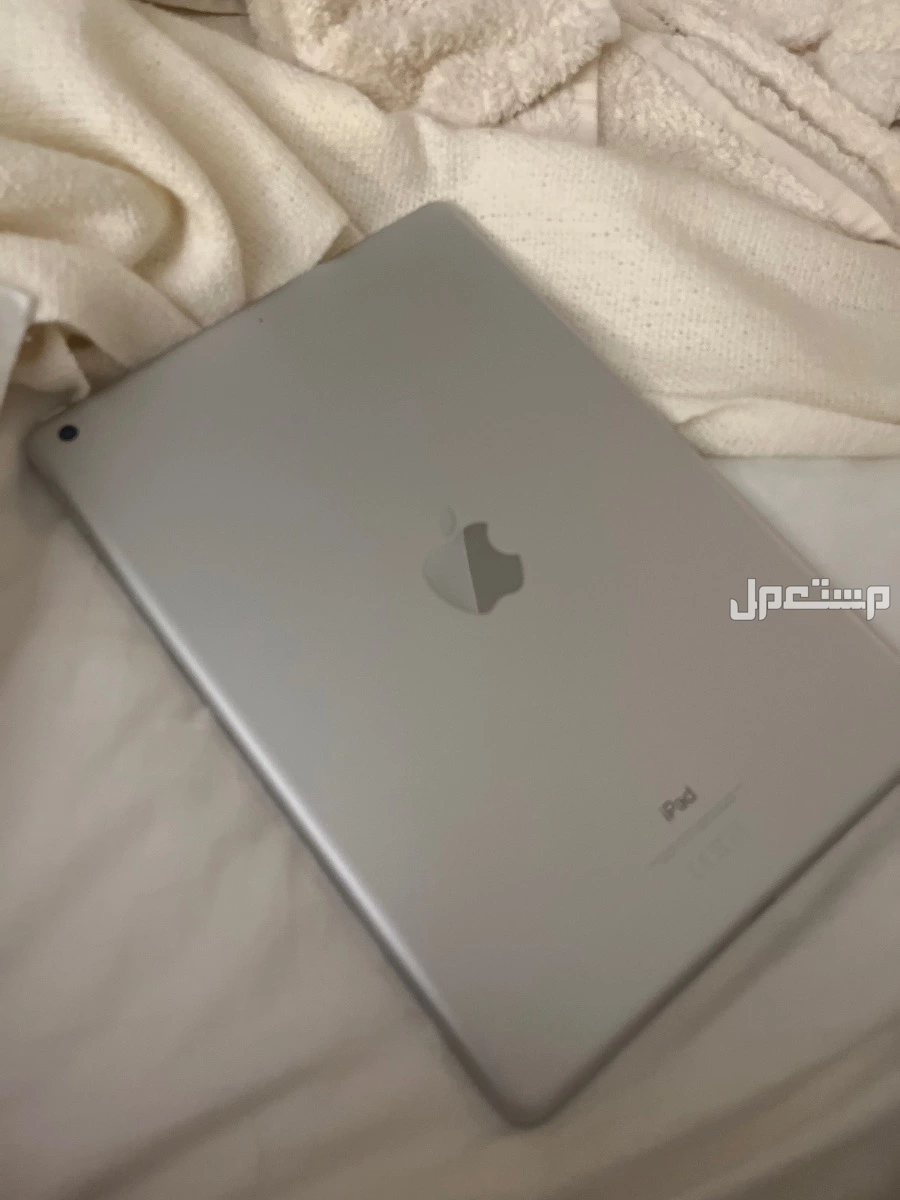 Apple ipad ( 9th generation ) ماركة أبل في جدة بسعر 1050 ريال سعودي
