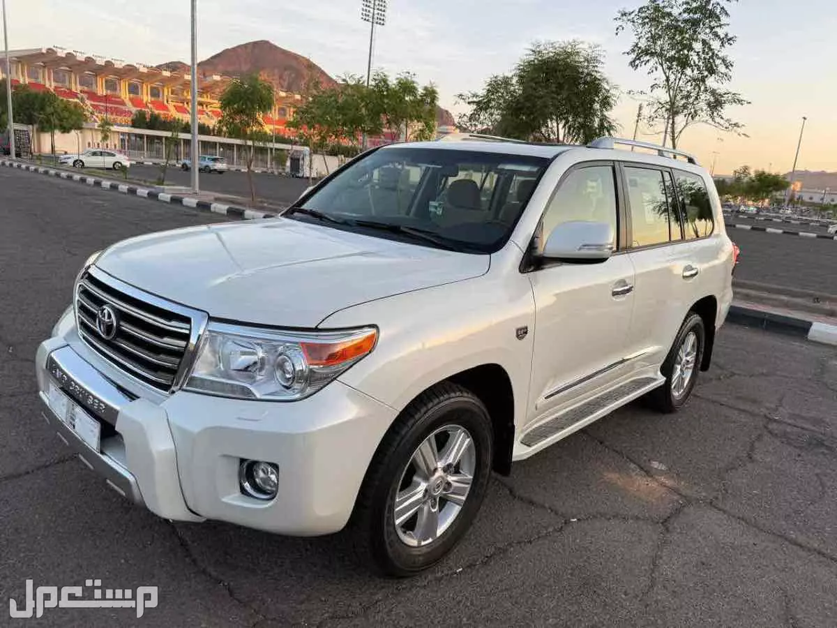 جيب لاندكروز  GXR3 نقوة النقوة للمستخدم في المدينة المنورة