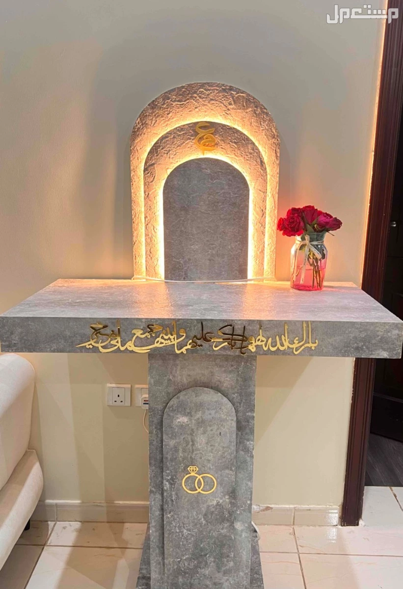عربية ملكة ومناسبات جميلة  بحاله ممتازة .