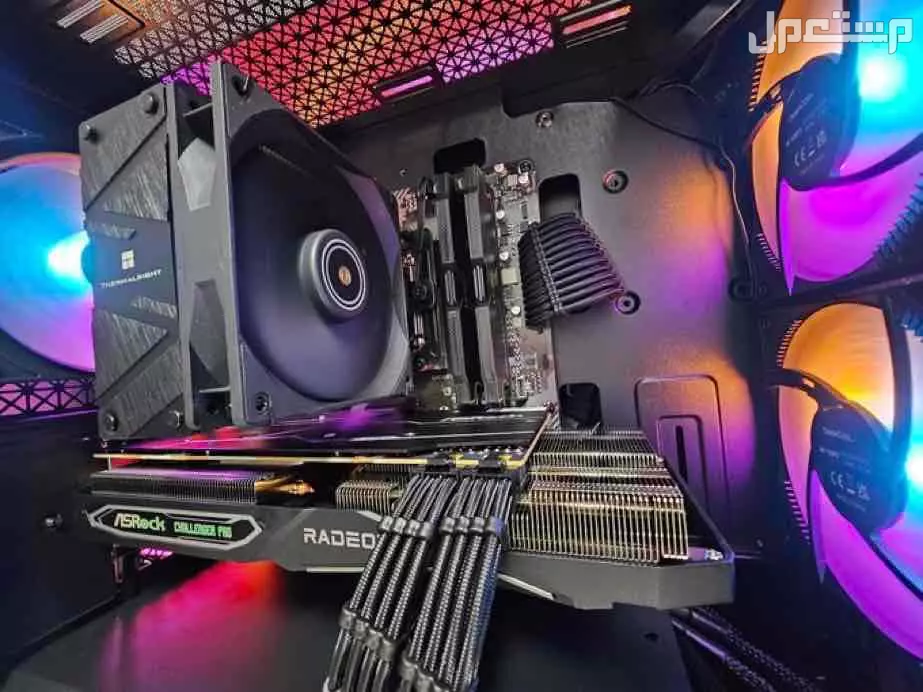 PC نظيف جداً للبيع مع شاشه MSI والتوصيل ل اي مكان ل اعلى سومه