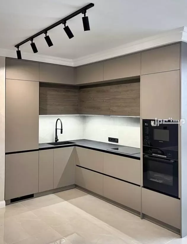 مطابخ و خزائن (( تفصيل حسب الطلب ))